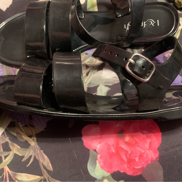 Woman’s black jelly sandals 👡 - Picture 4 of 5
